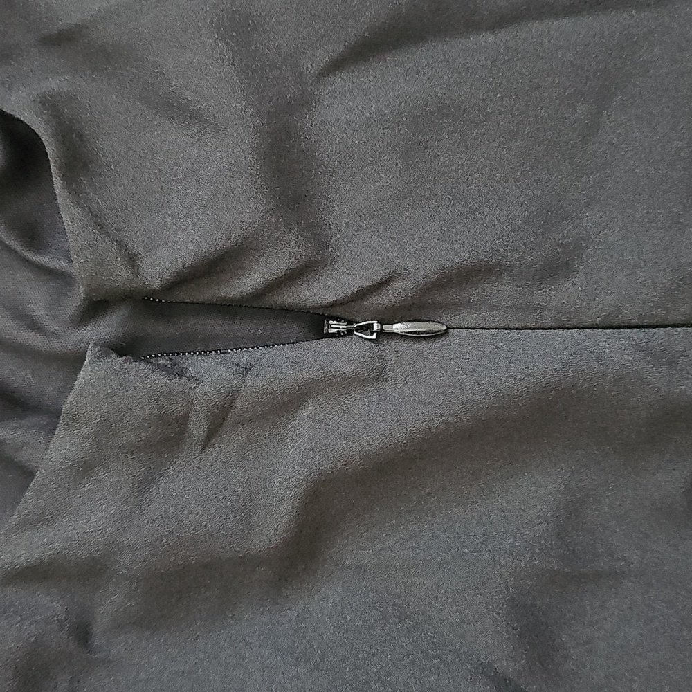 Express Dress - Picture 7 of 9